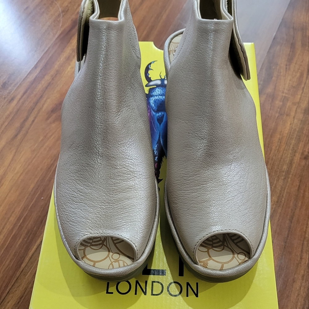 Fly London Yone Ankle Bootie UK Size 36